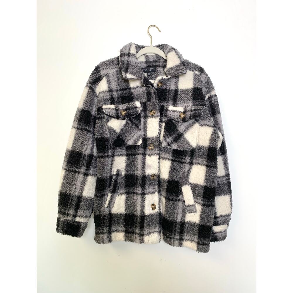 Love Tree Plaid Sherpa Jacket Womens M Black White Fuzzy Button Up Shacket Fall